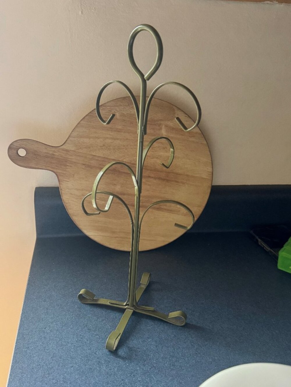 Vintage Olive Green Coffee Mug Tree Stand
